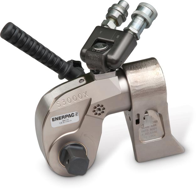 S25000PX, Hydraulic Torque Wrench with Pro Series Swivel, 26150 ft. lbs. Torque, 2 1/2 in. Square Drive - Enerpac